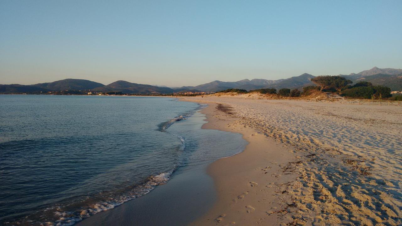 Appartamento Residenziale Trilocale 6 Posti Letto Via Sardegna San Teodoro San Teodoro  Buitenkant foto